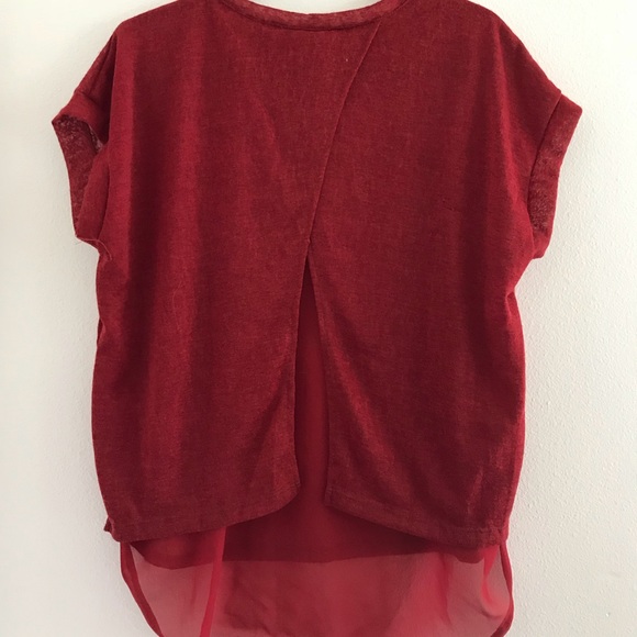 Flowy, split back, blouse - Picture 3 of 3